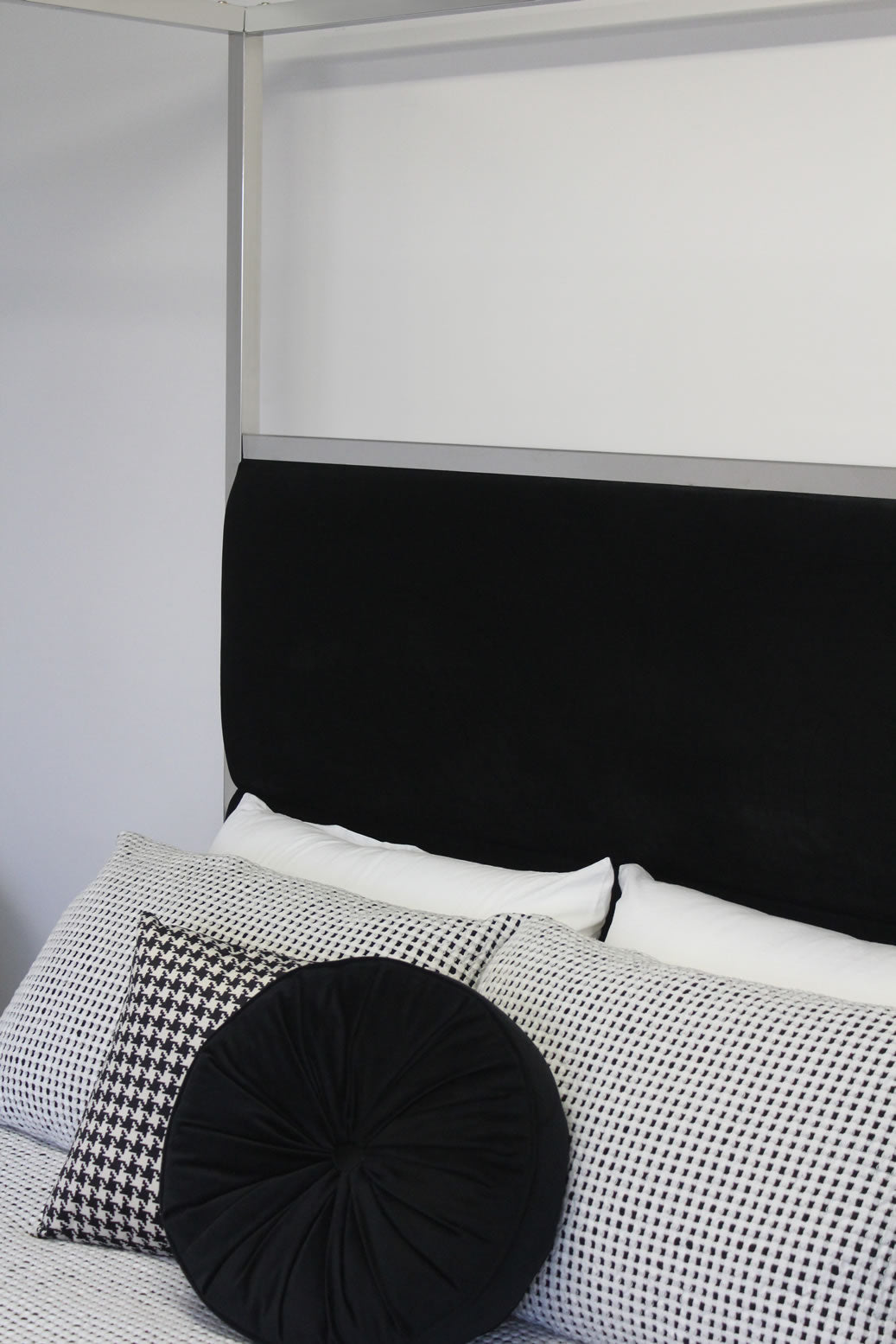 Jordana King Canopy Bed - Chrome 4 Poster - Black Velvet