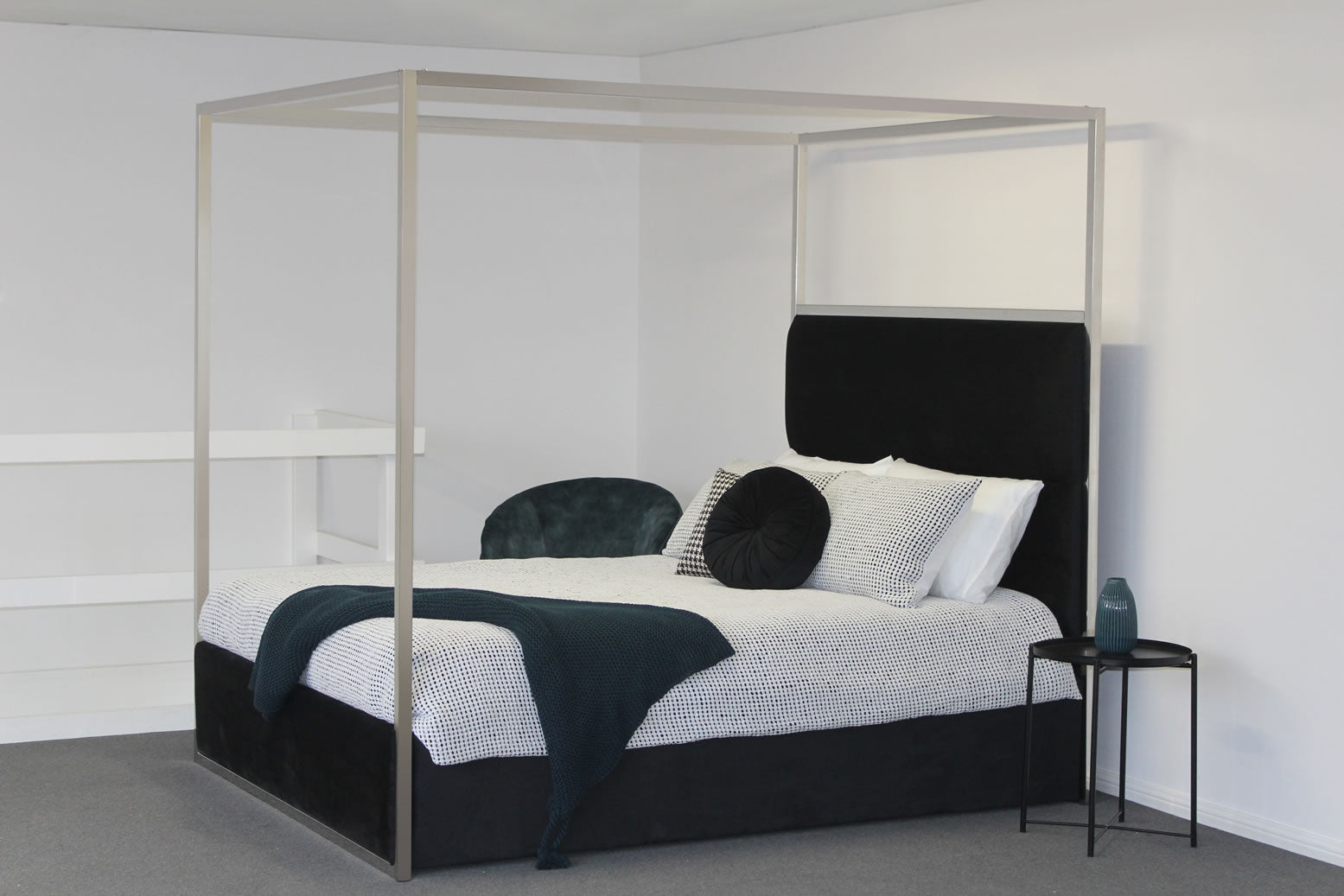 Jordana Queen Canopy Bed - Chrome 4 Poster - Black Velvet