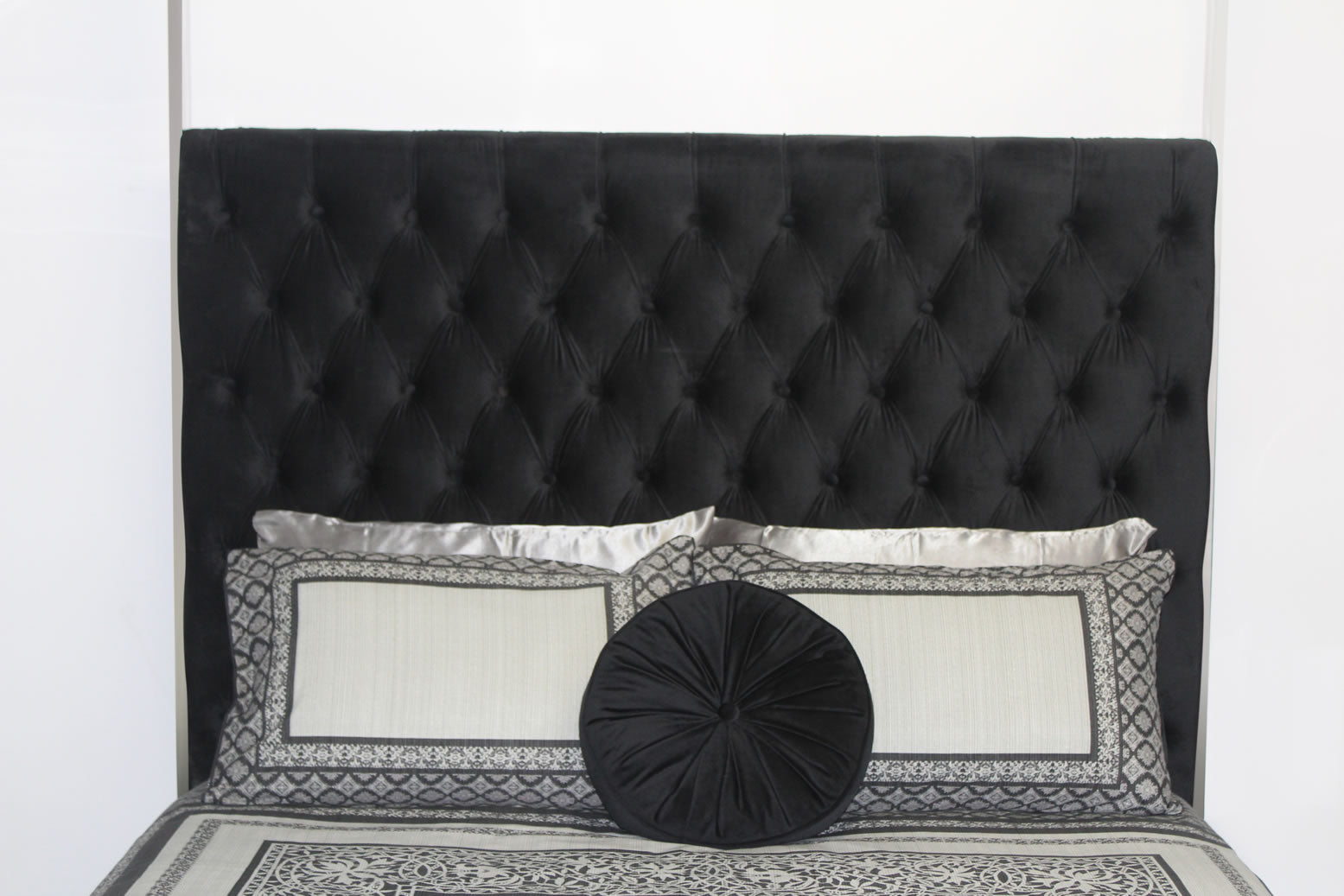 Alexandria King Canopy Bed - Chrome 4 Poster - Black Velvet