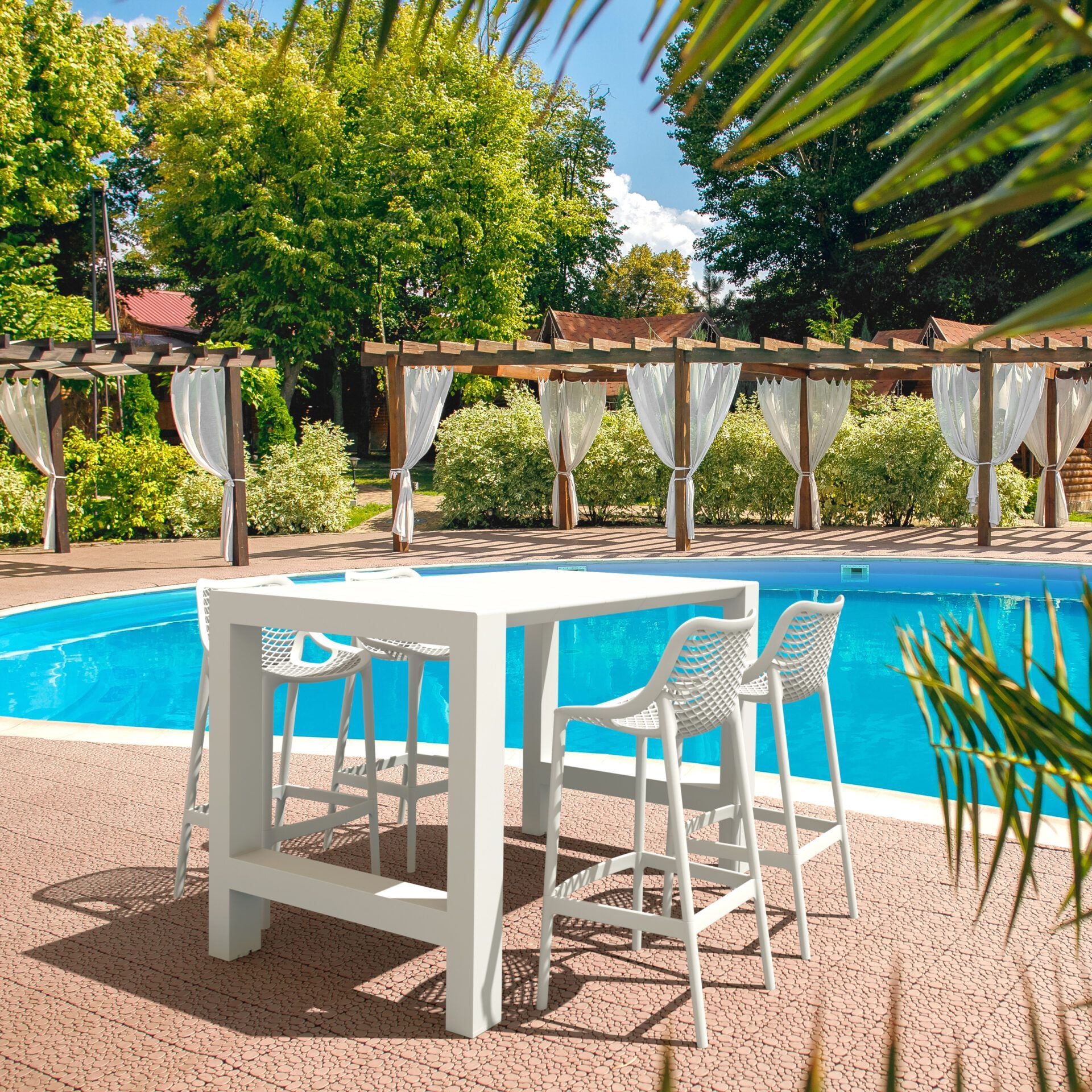 Siesta 5 Piece Outdoor Bar Table Setting with Air Bar Stools Package