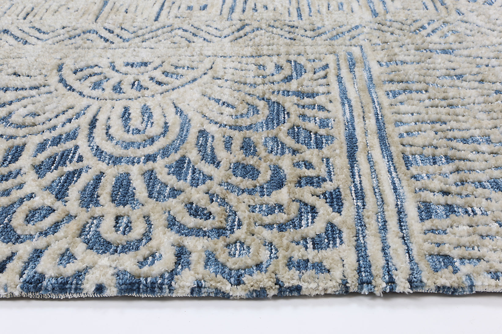 Alayah Navy Flower Rug 160x230cm