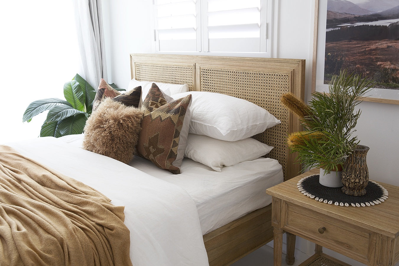 Hamilton Cane Super King Bed - Weathered Oak