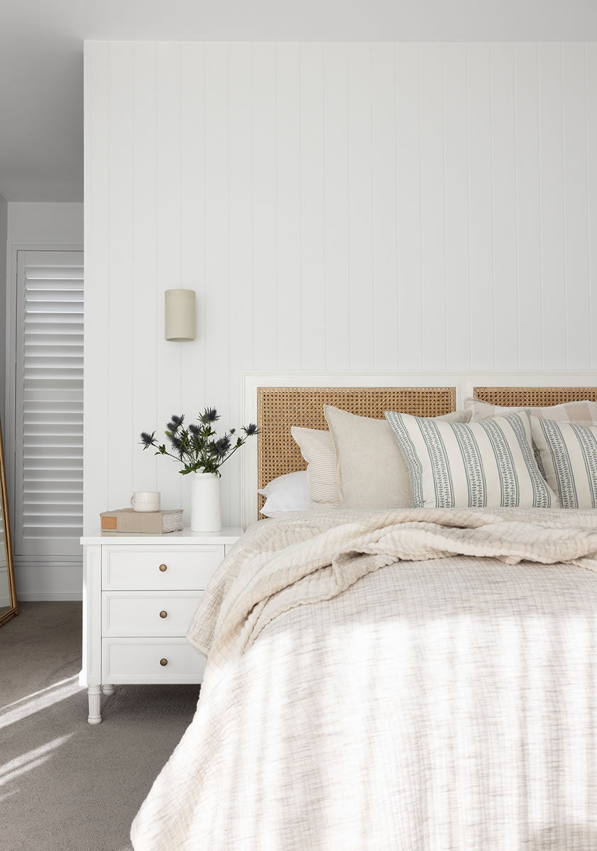 Hamilton Cane King Bedhead - White