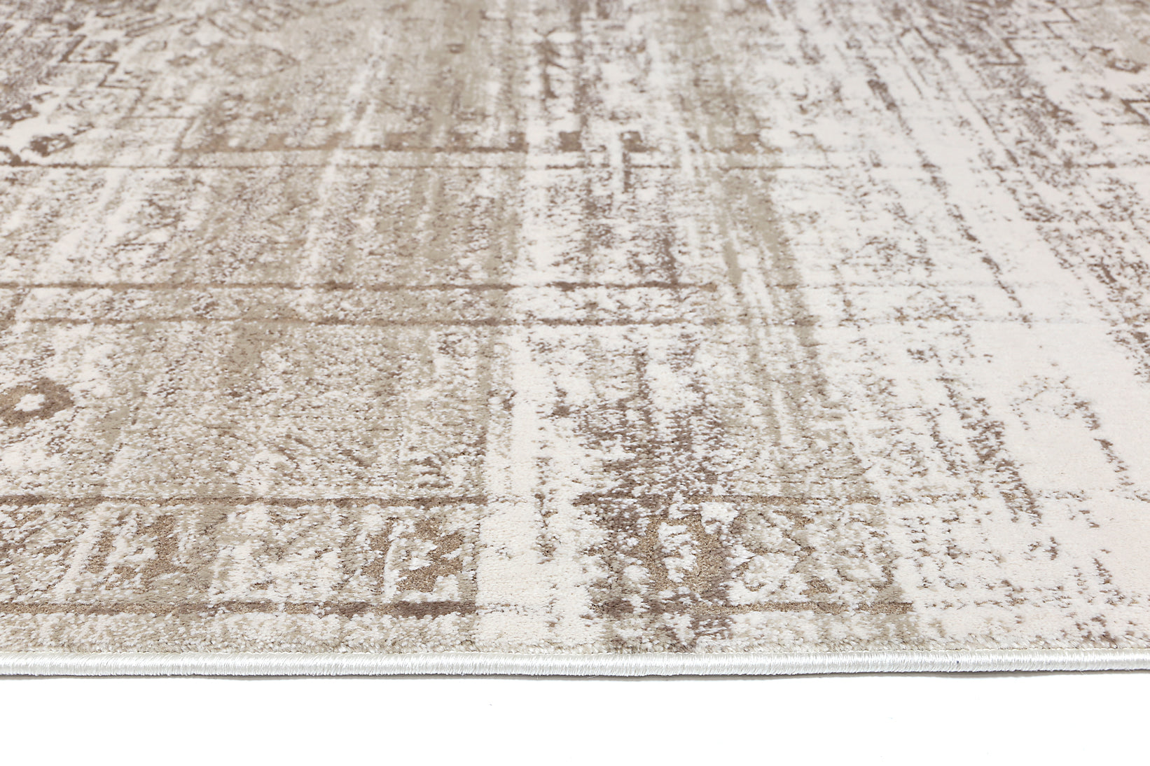 Cordelia Traditional Beige Rug 160x230cm