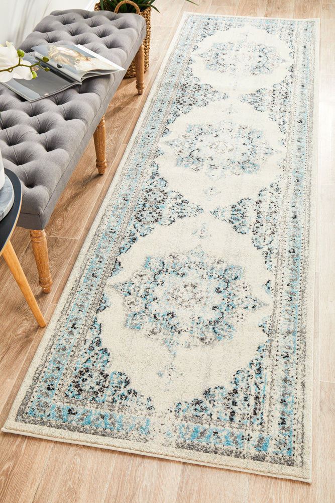 Corianne 922 White Runner Rug