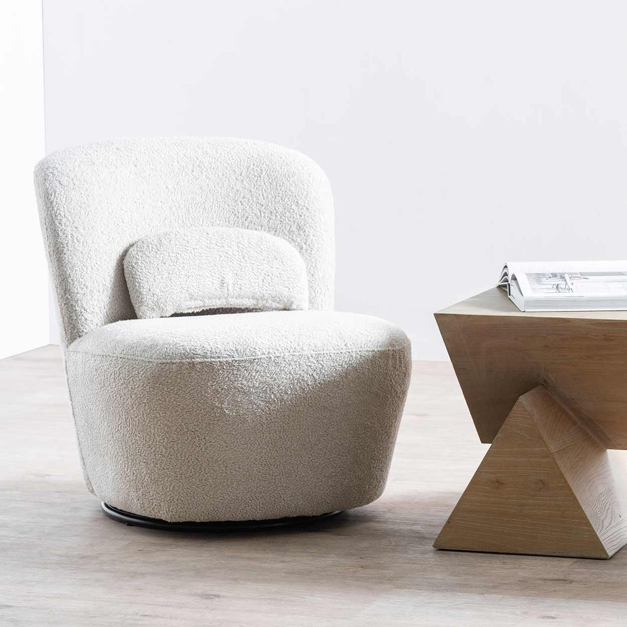 Zamora Swivel Lounge Chair - Ivory Teddy