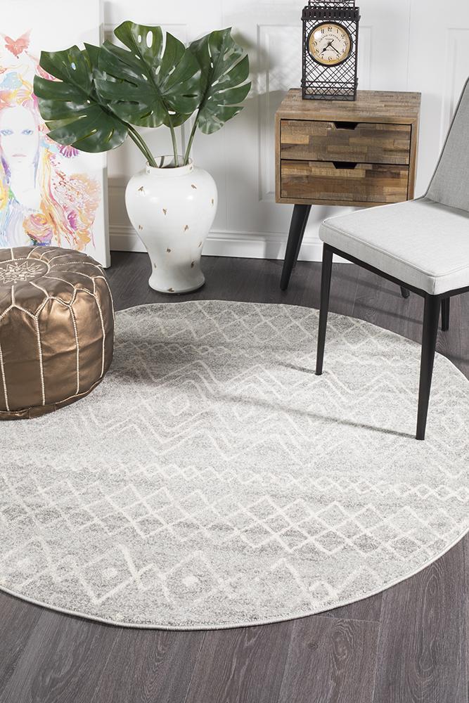 Odelle Nadia Grey Rustic Tribal Round Rug