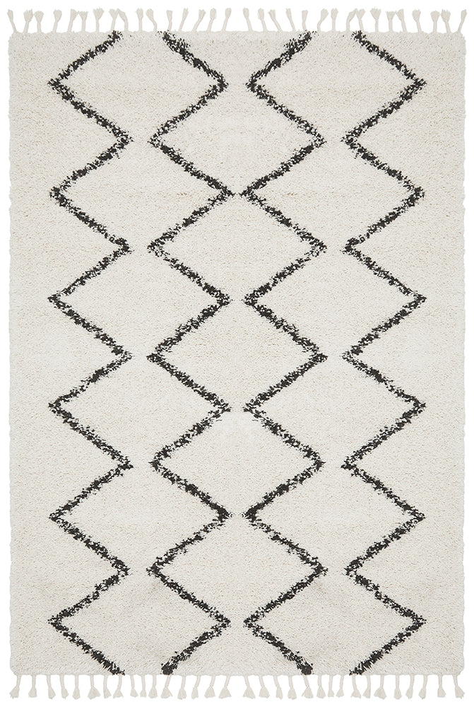 Saundra 11 White Rug