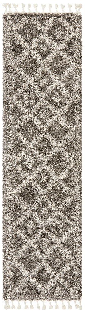 Saundra 33 Grey Runner Rug
