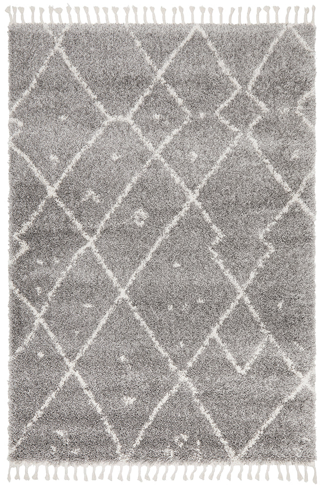 Saundra 44 Silver Rug