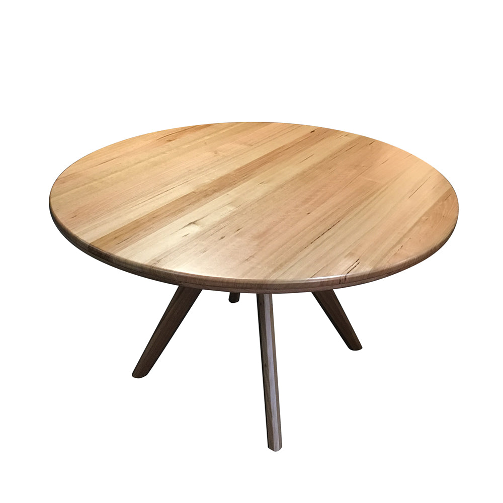 Windsor Round Dining Table 1.3m